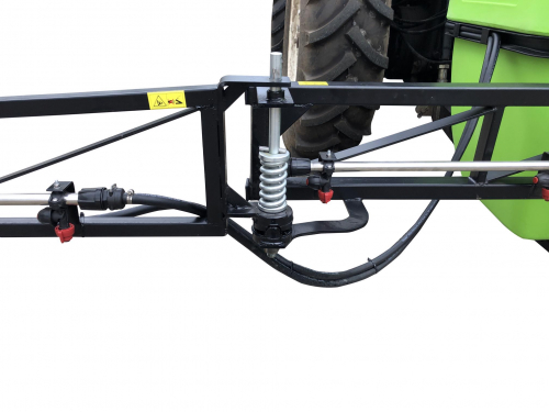 Bowell Taktor Feldspritze Anbauspritze klappbar 600 L - 12 mtr. Arbeitsbreite