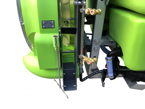 Bowell Taktor Feldspritze XL Gebläsespritze Anbauspritze 600 L