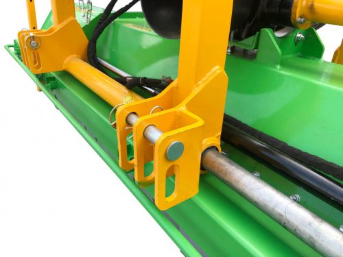 Preview: Bowell BCX professioneller Front/Heck Schlegelmulcher Schlegelmäher für 70-150 PS Traktor mit Seitenverschiebung