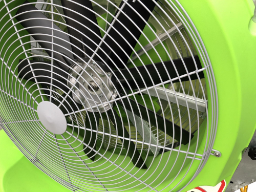 Preview: Bowell Taktor Feldspritze Gebläsespritze Anbauspritze 600 L