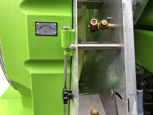 Preview: Bowell Taktor Feldspritze Gebläsespritze Anbauspritze 600 L