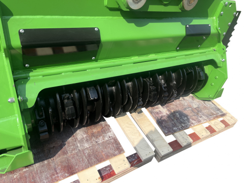 Preview: Bowell professioneller hydraulischer Forst-Mulcher 150cm - CW-20 Anbau