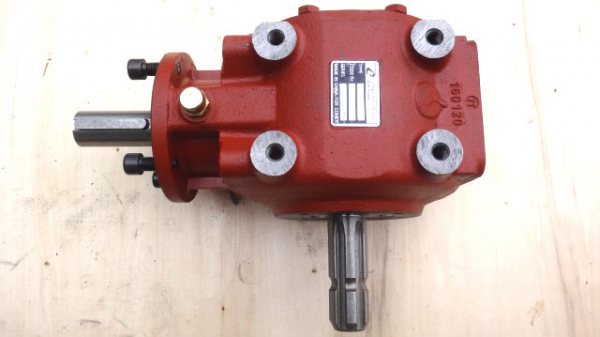 82-1 - Bowell transmission BCRS-Series - Comer