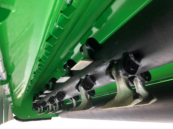 Bowell BCX professioneller Front/Heck Schlegelmulcher Schlegelmäher für 70-150 PS Traktor mit Seitenverschiebung